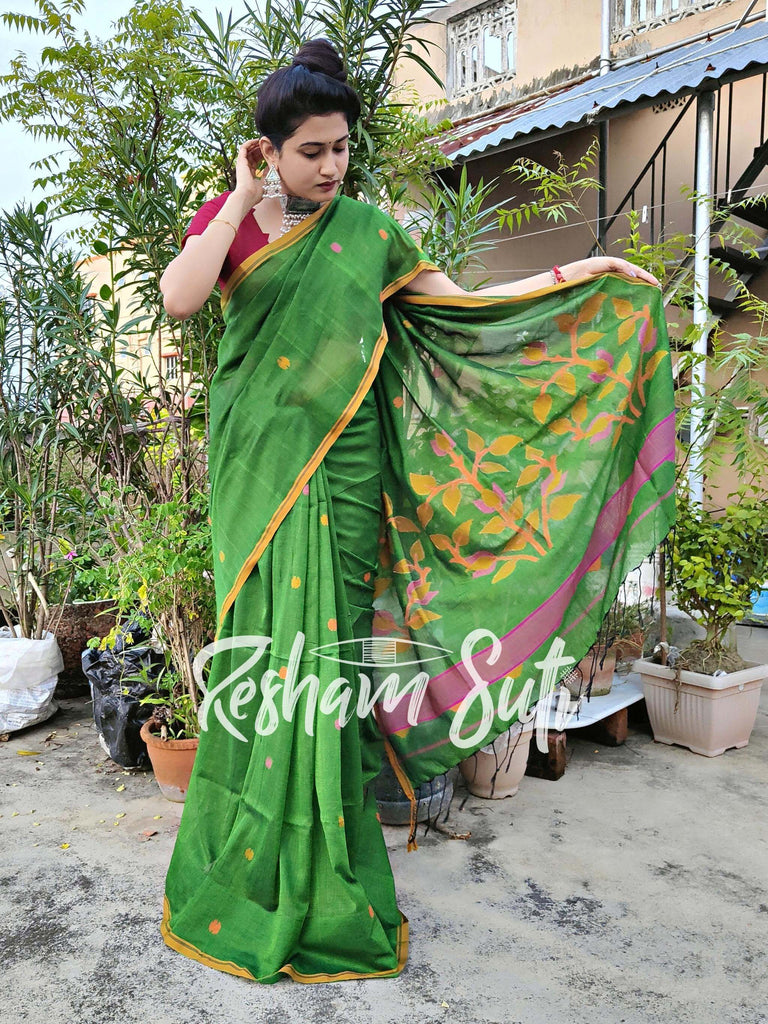 Green Cotton Saree - Buy Trendy Green Cotton Sarees at Karagiri