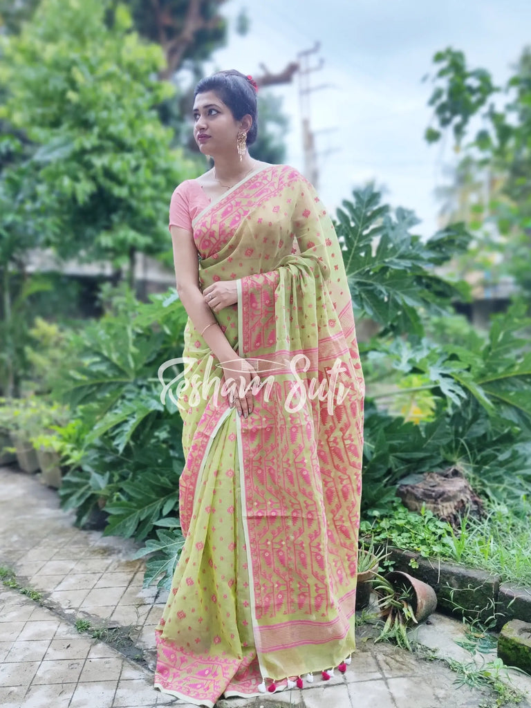 Buy Fluorescent Green Pink Resham Cotton Jamdani Saree - Dwiper Naam Tiya  Rang – Resham Suti