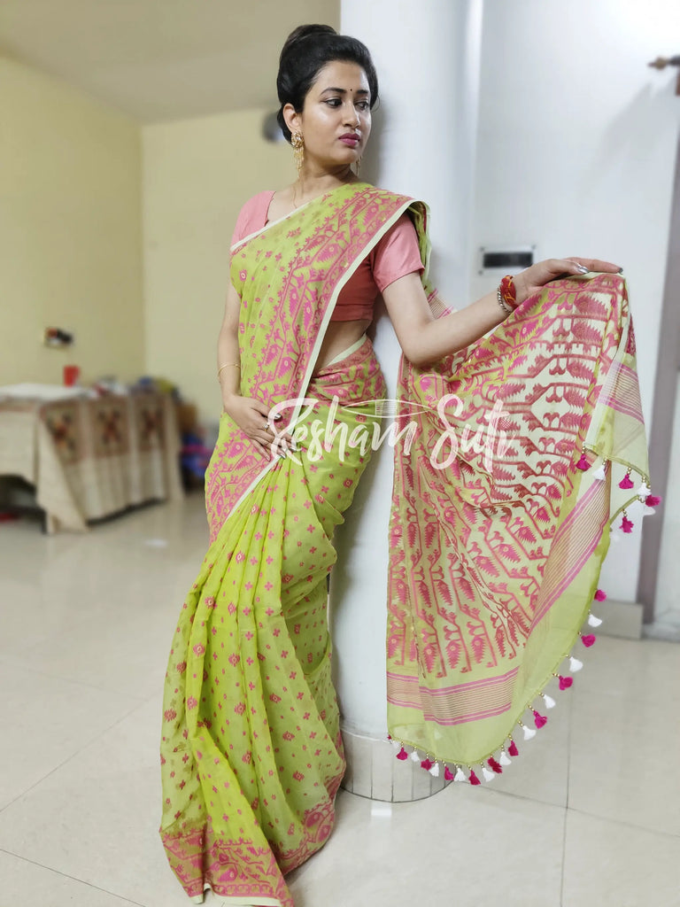 Cotton Dhakai Jamdani Sarees, 5.5 m without blouse piece at Rs 1390 in  Kolkata